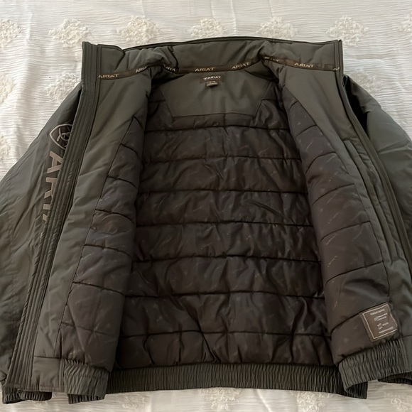 Ariat Insulated Jacket - Picture 3 of 7